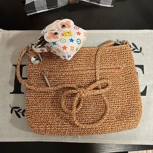 NWOT The Sak Woven Raffia Shoulder Bag in Tan-Brown Includes Bag Charm Coin Bag